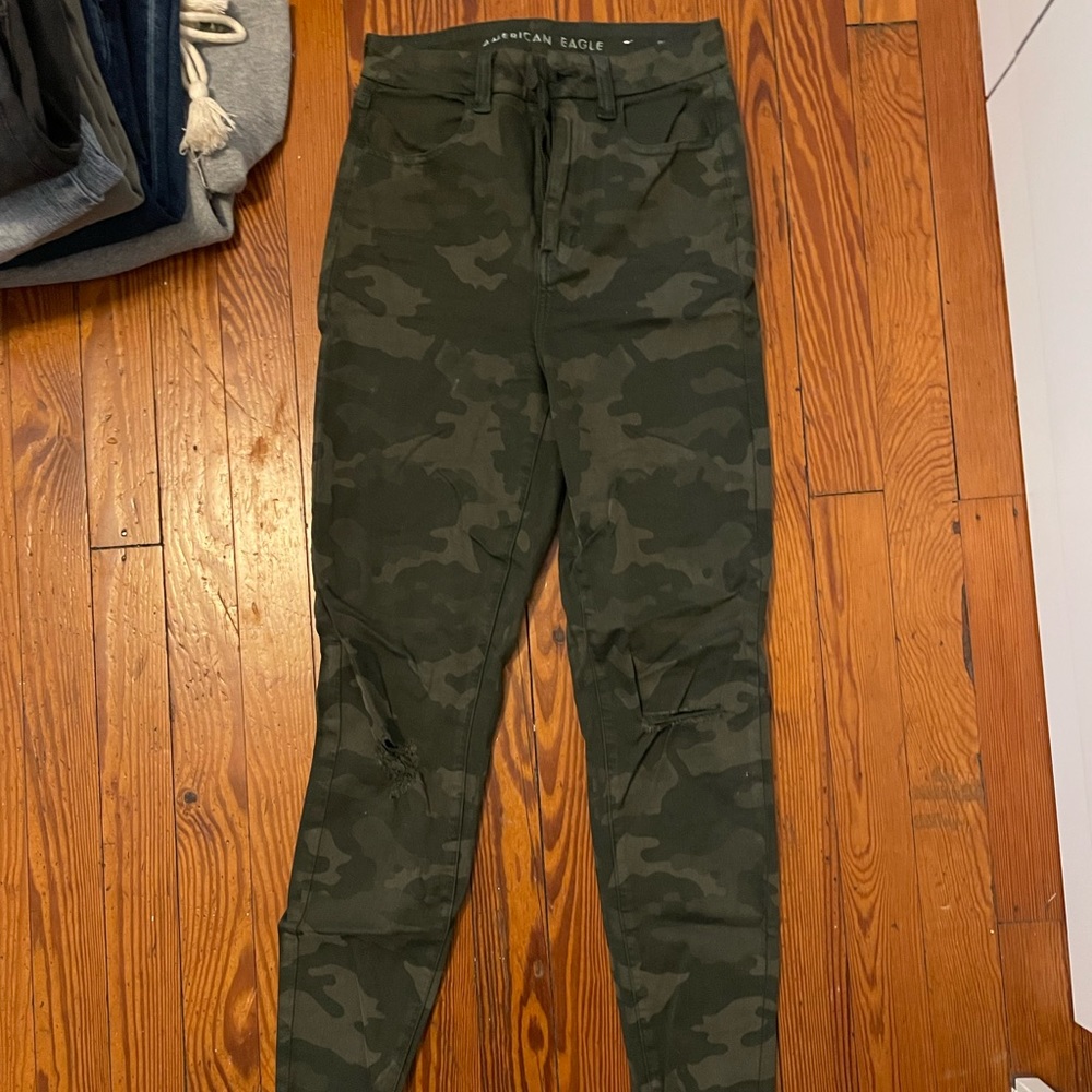 American Eagle Curvy High Waisted Jegging - Camo, 4 R